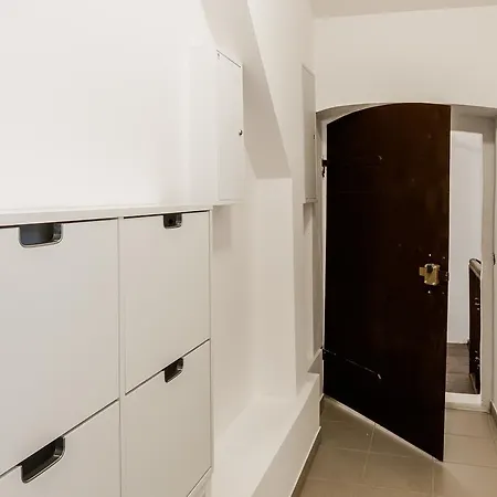 Apartment Kochanowskiego By Go